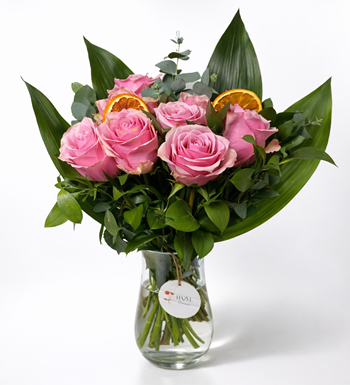 vazoda pembe gül, pembe gül aranjmanı,  vazoda gül